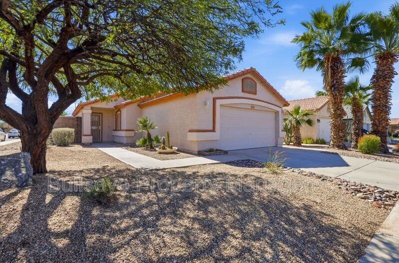 3001 W Matthew Dr - Photo 3 of 23