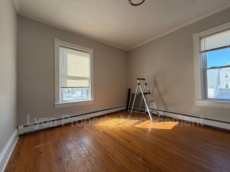 5 Church St #1stFL - Photo 2 of 10