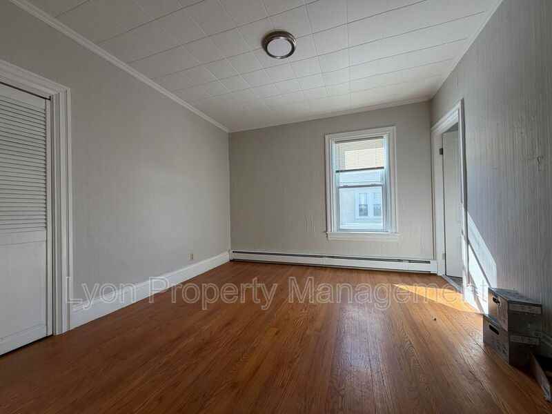 5 Church St #1stFL - Photo 3 of 10