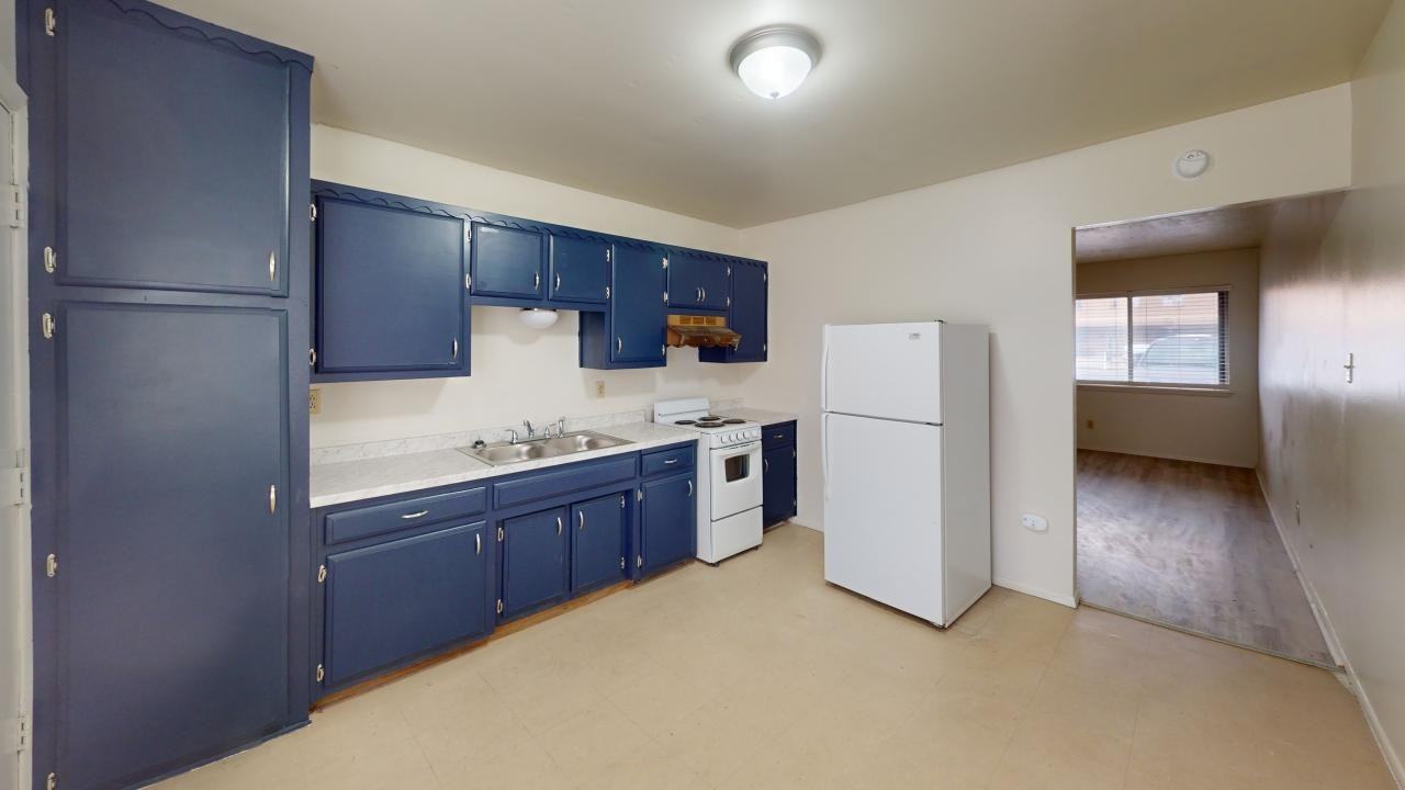 1005 Carlisle Blvd Se - Photo 4 of 29