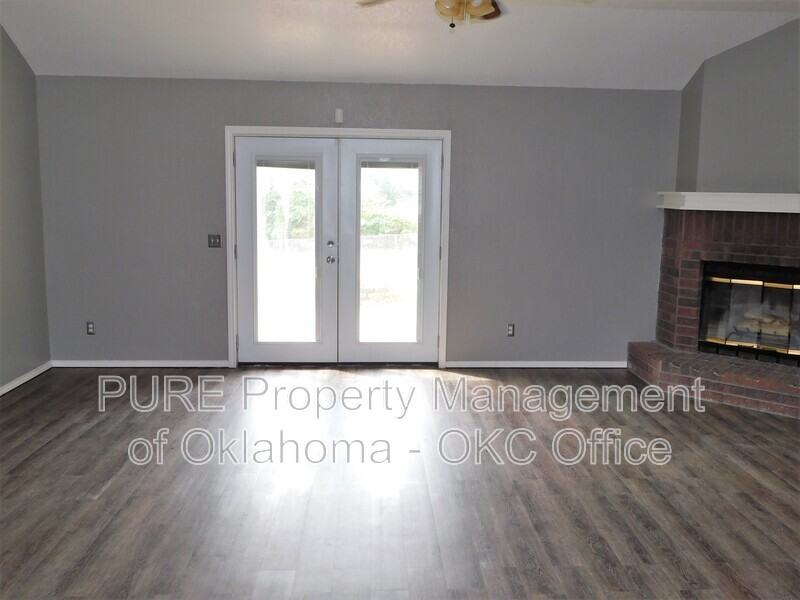 912 Nw 172nd St - Photo 4 of 18