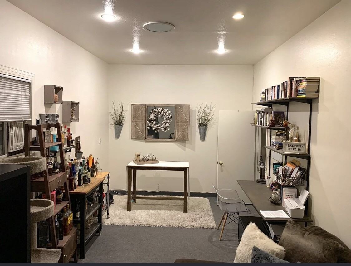 141 N Cambridge St - Photo 3 of 8