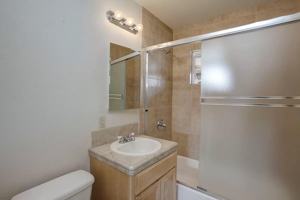 featured image of 1650 Pomeroy Ave #4