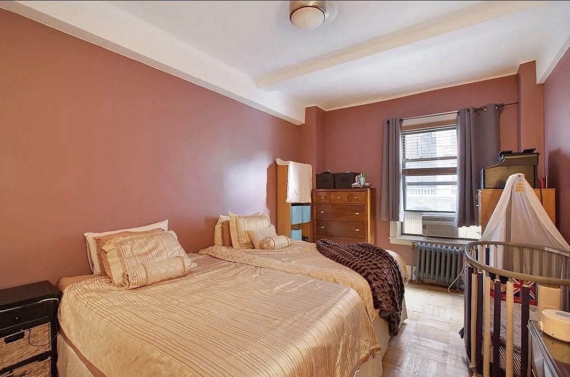 215 W 92nd St - Photo 7 of 8