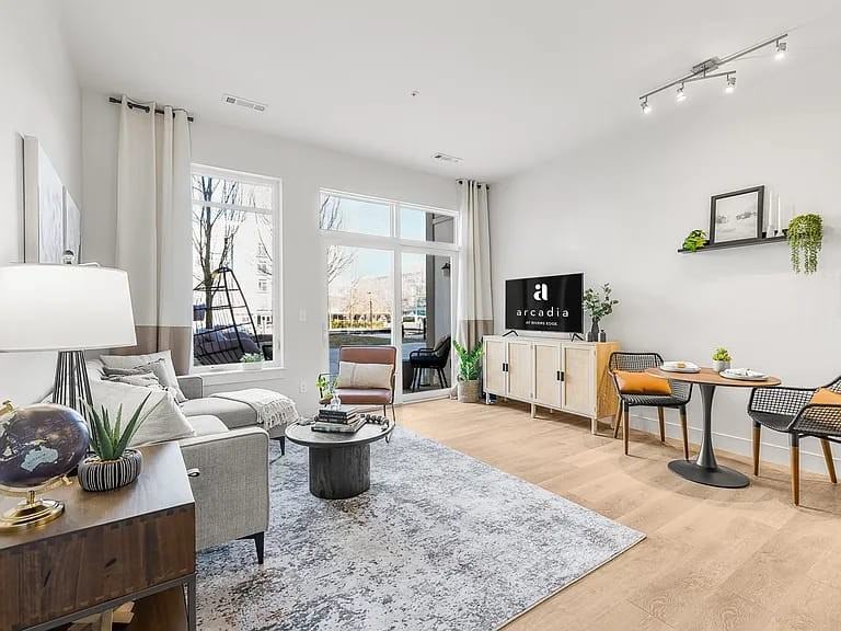 261 Rivers Edge Dr - Photo 5 of 8