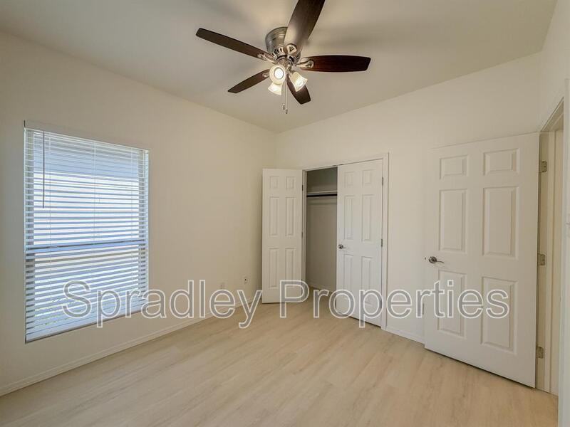 8102 Hawthorn - Photo 6 of 26