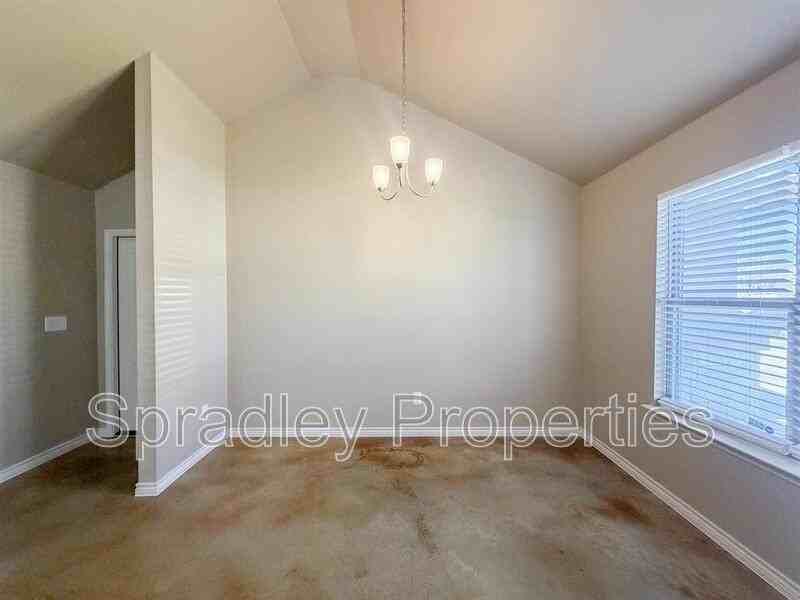 4841A Deep Dr - Photo 5 of 17