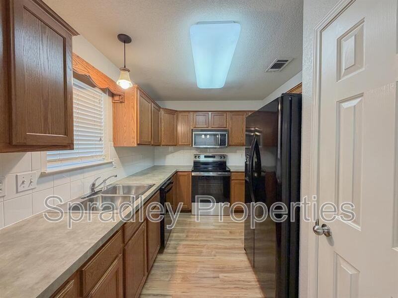 5218 Southern Crossing Dr - Photo 6 of 26