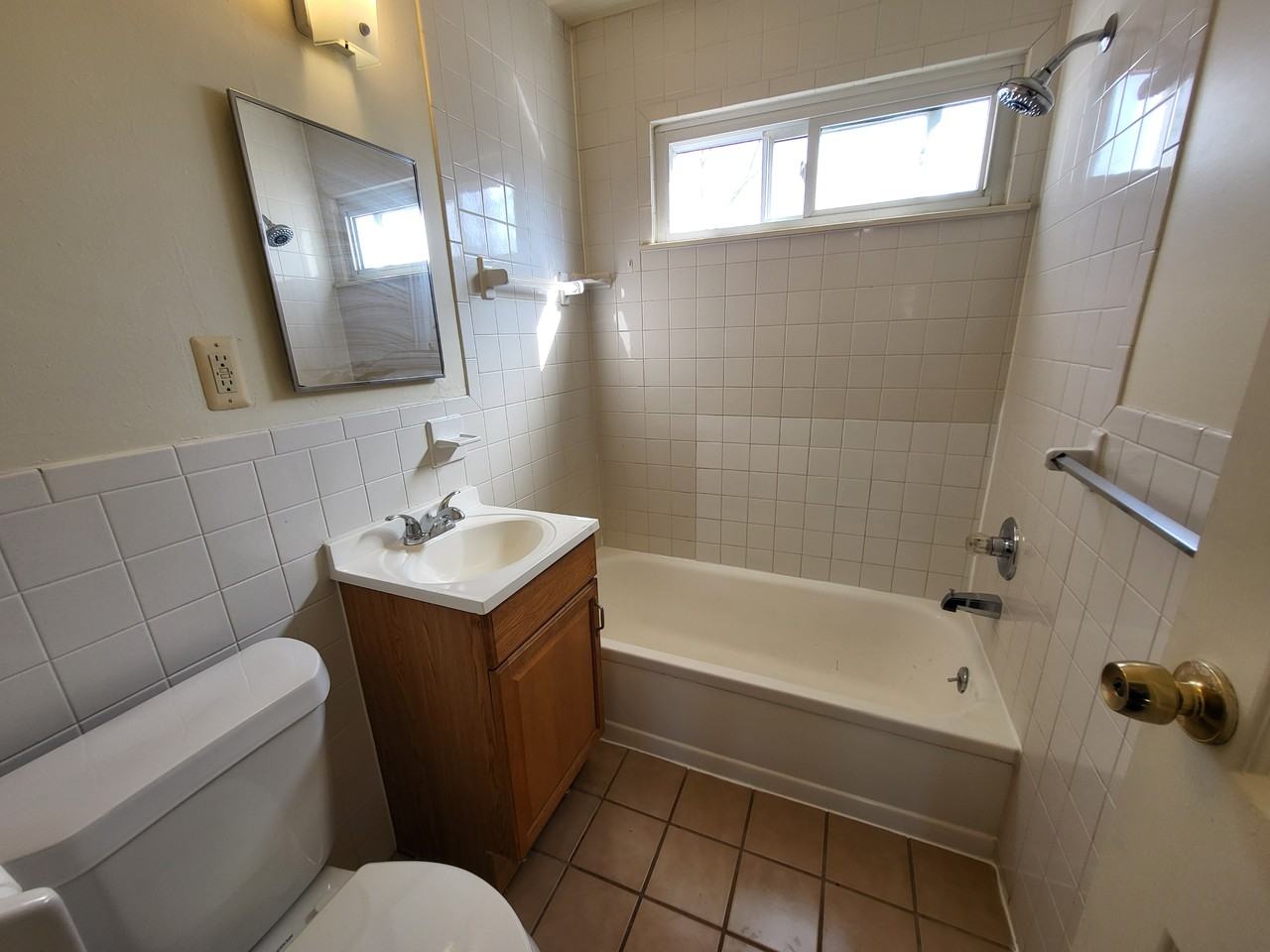 2310 Deerfield Ct - Photo 7 of 10