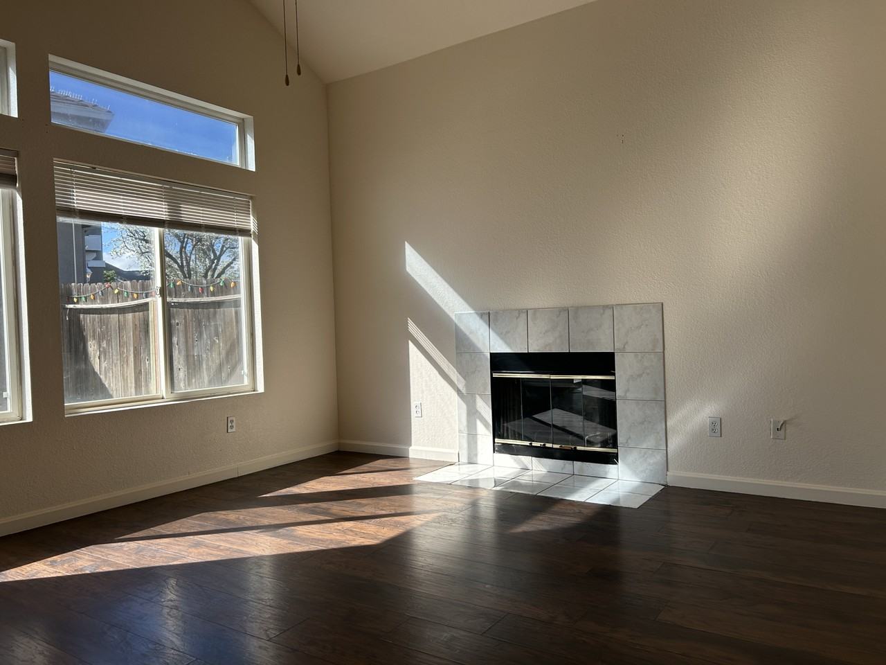 1756 Countrywood Ln - Photo 5 of 24