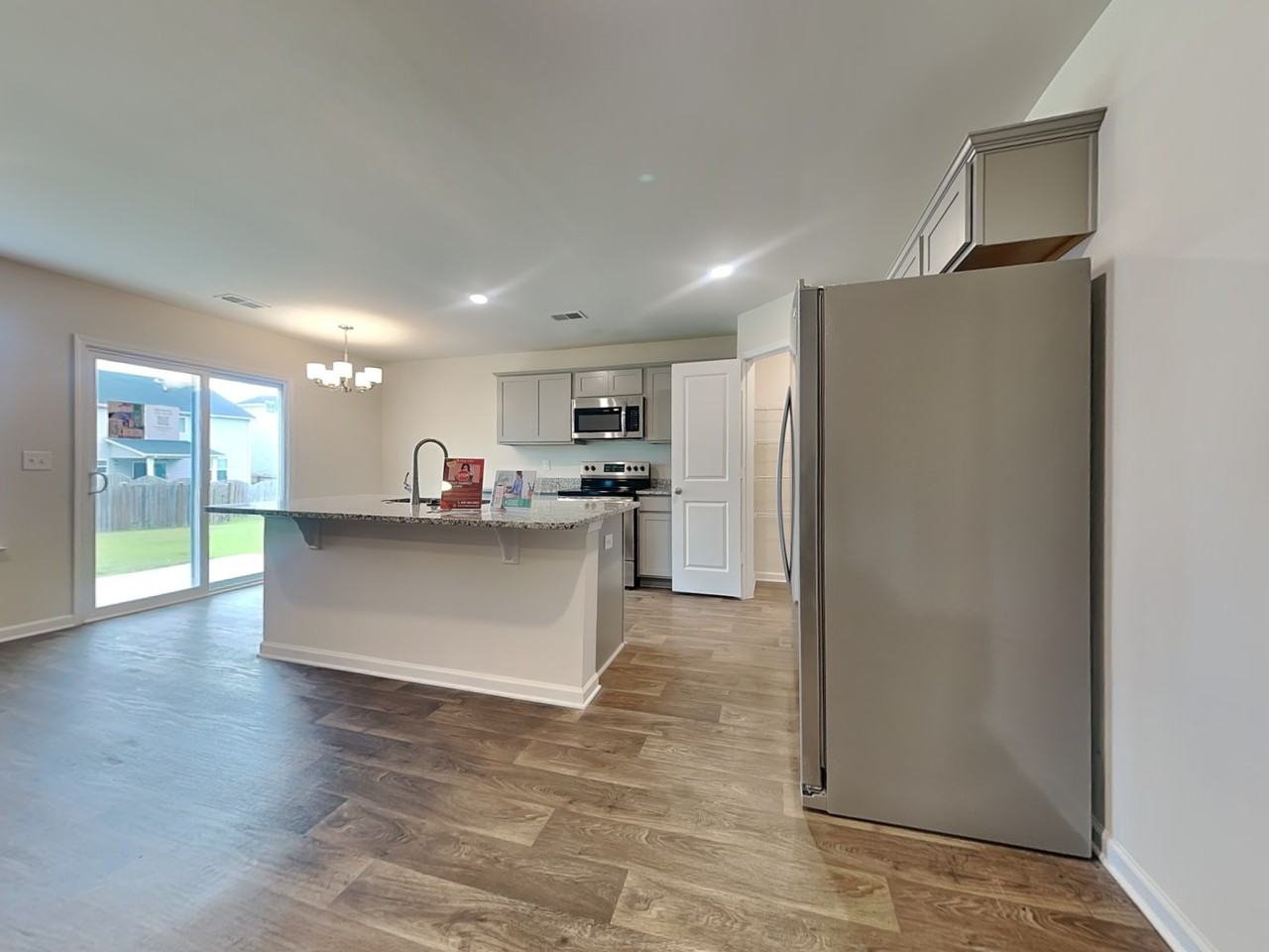 1643 Commendable Ct - Photo 6 of 19