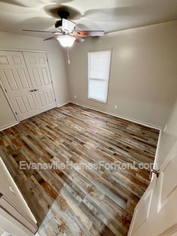 306 S Elm Ave - Photo 7 of 7