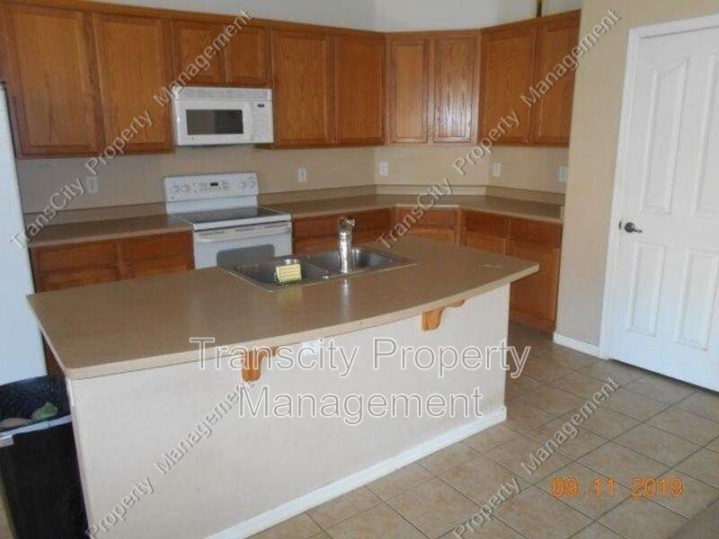 4537 S Granite St - Photo 2 of 22