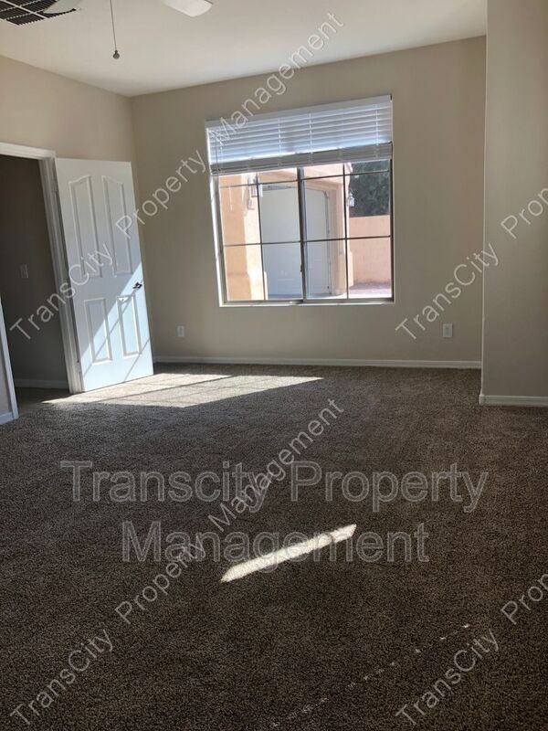 4537 S Granite St - Photo 6 of 22