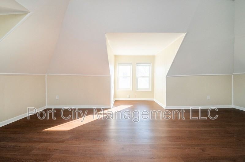 5327 Wesley Ave - Photo 5 of 27