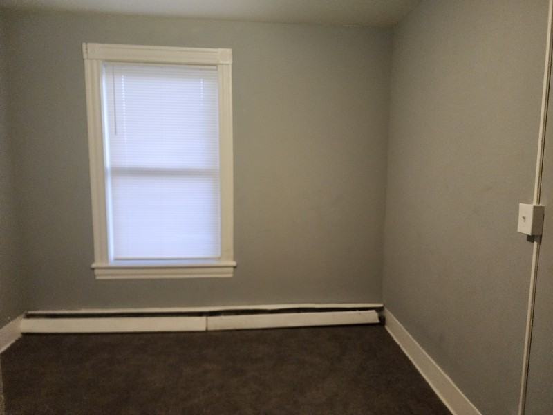 77 Garden St - Photo 5 of 10