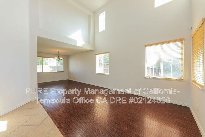 35964 Camelot Cir - Photo 2 of 20