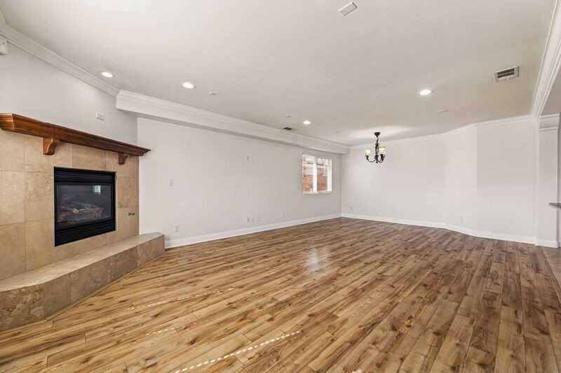 4535 W 168th St - Photo 3 of 42