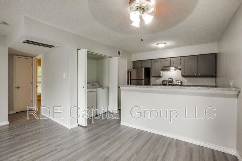 1939 Cranford Dr #102 - Photo 7 of 35