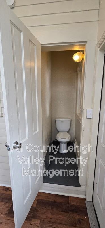 818 N 4th St - Photo 6 of 16