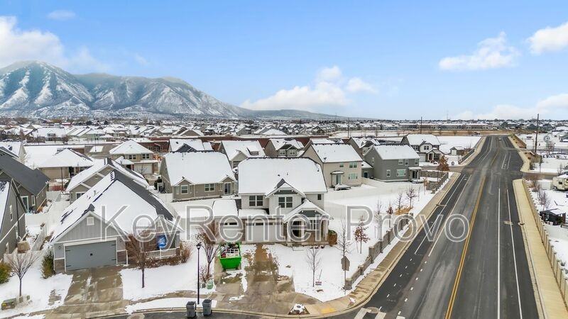 2247 W Silver Leaf Dr - Photo 3 of 15