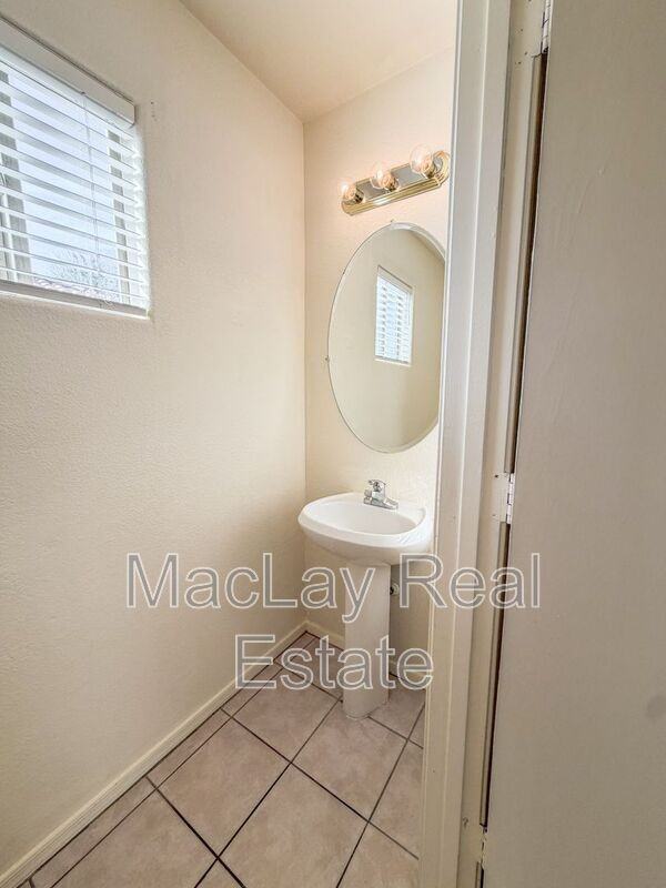 1767 E Patrick St - Photo 6 of 24