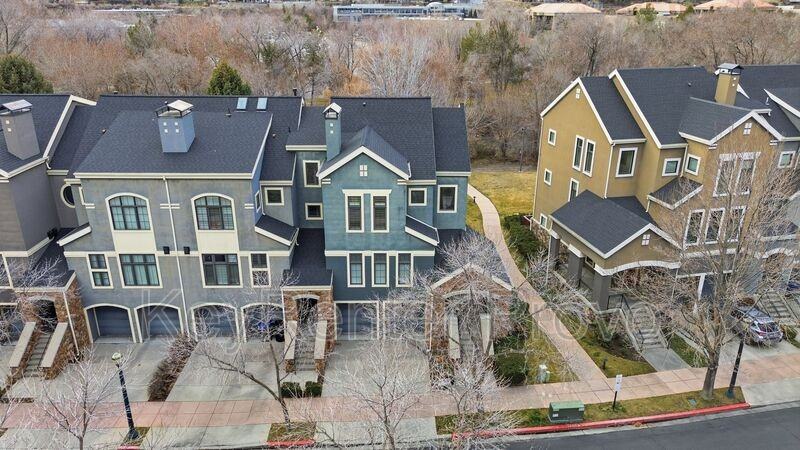 5069 N River Park Way - Photo 3 of 29