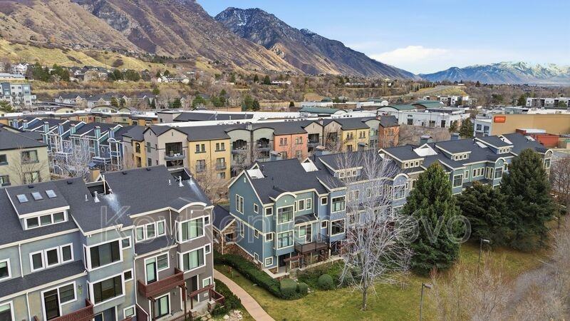 5069 N River Park Way - Photo 4 of 29