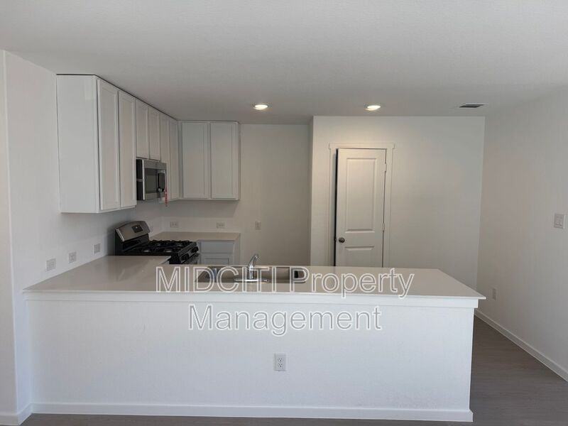 9161 Luciano Pl - Photo 4 of 19