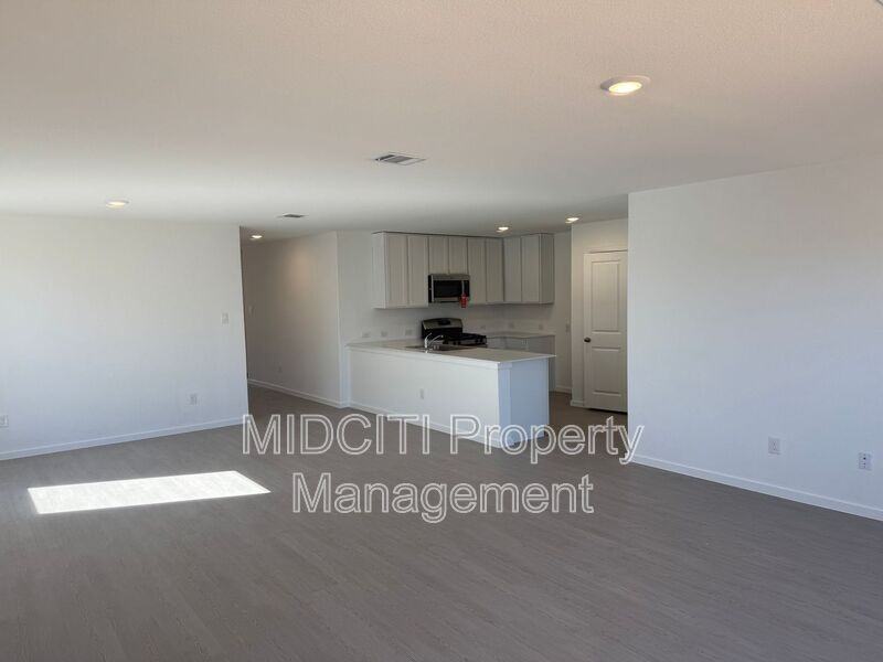 9161 Luciano Pl - Photo 6 of 19