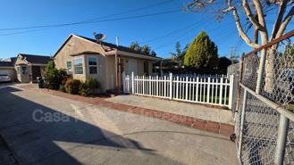 11307 S Grevillea Ave #FRONT - Photo 1 of 1