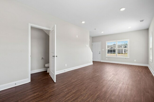 Harmony Square Townhomes - Photo 3 of 7