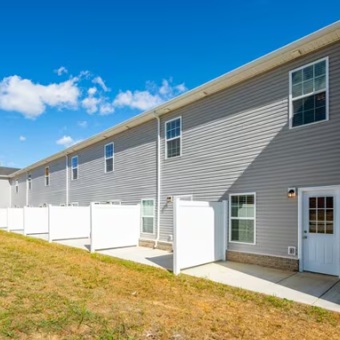 Harmony Square Townhomes - Photo 5 of 7