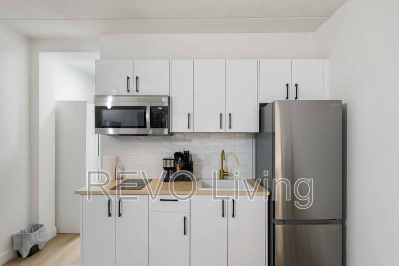 7701 Lundy'S Lane #19 - Photo 3 of 11