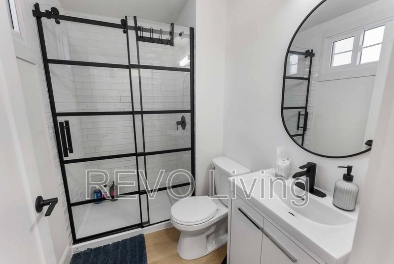 7701 Lundy'S Lane #19 - Photo 5 of 11