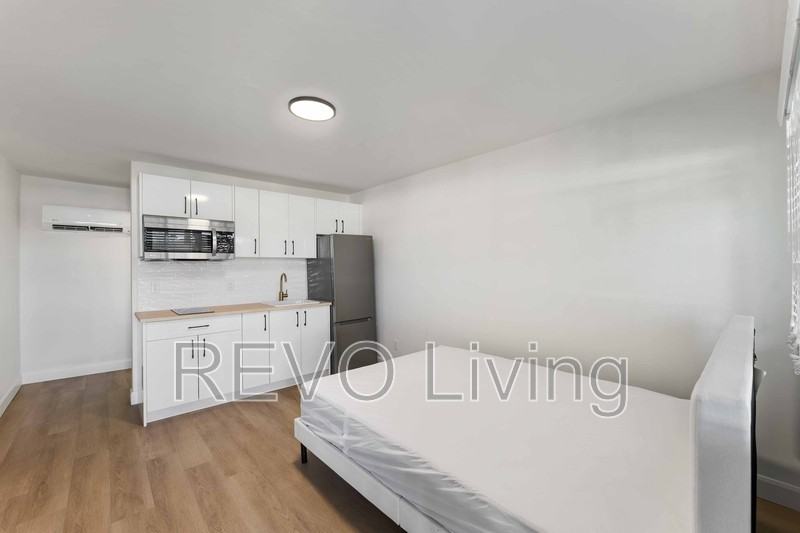 7701 Lundy'S Lane #19 - Photo 6 of 11