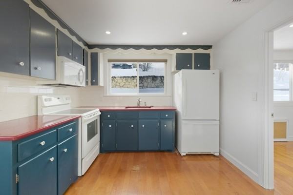 44 Main St - Photo 2 of 18