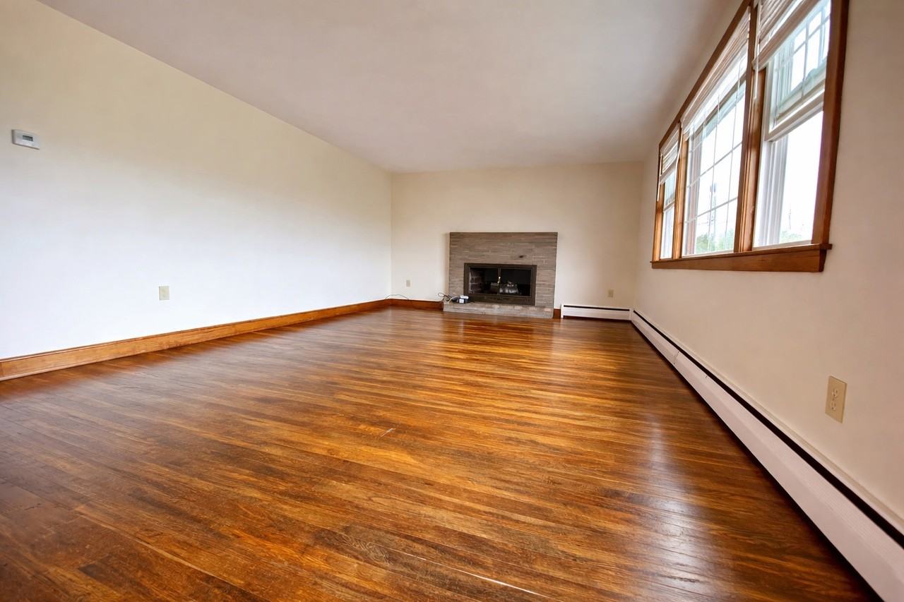 247 South St - Photo 3 of 13