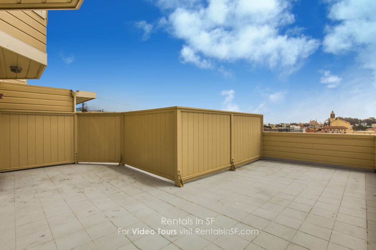 725 Taraval St #2 - Photo 4 of 20