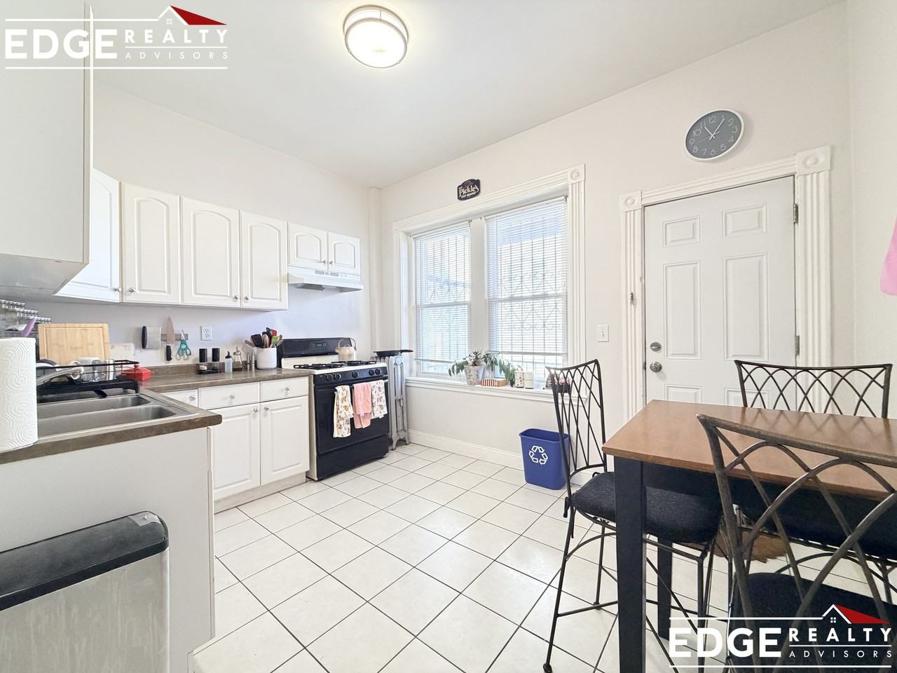 79 Glenville Ave #2 - Photo 4 of 13