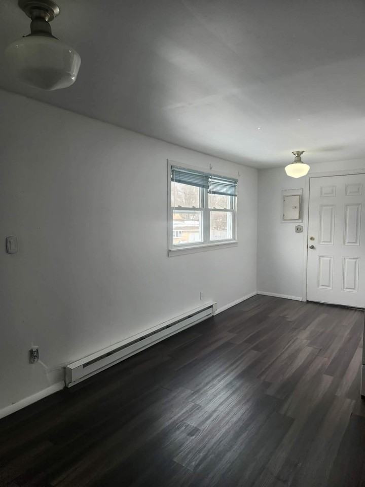 N Larry Rd - Photo 3 of 5