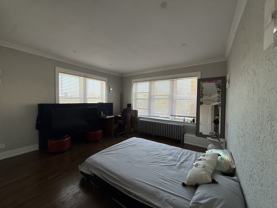 2759 N Kilbourn Ave - Photo 1 of 1