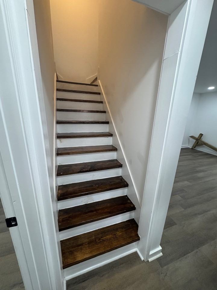 227 Lewis St - Photo 6 of 20