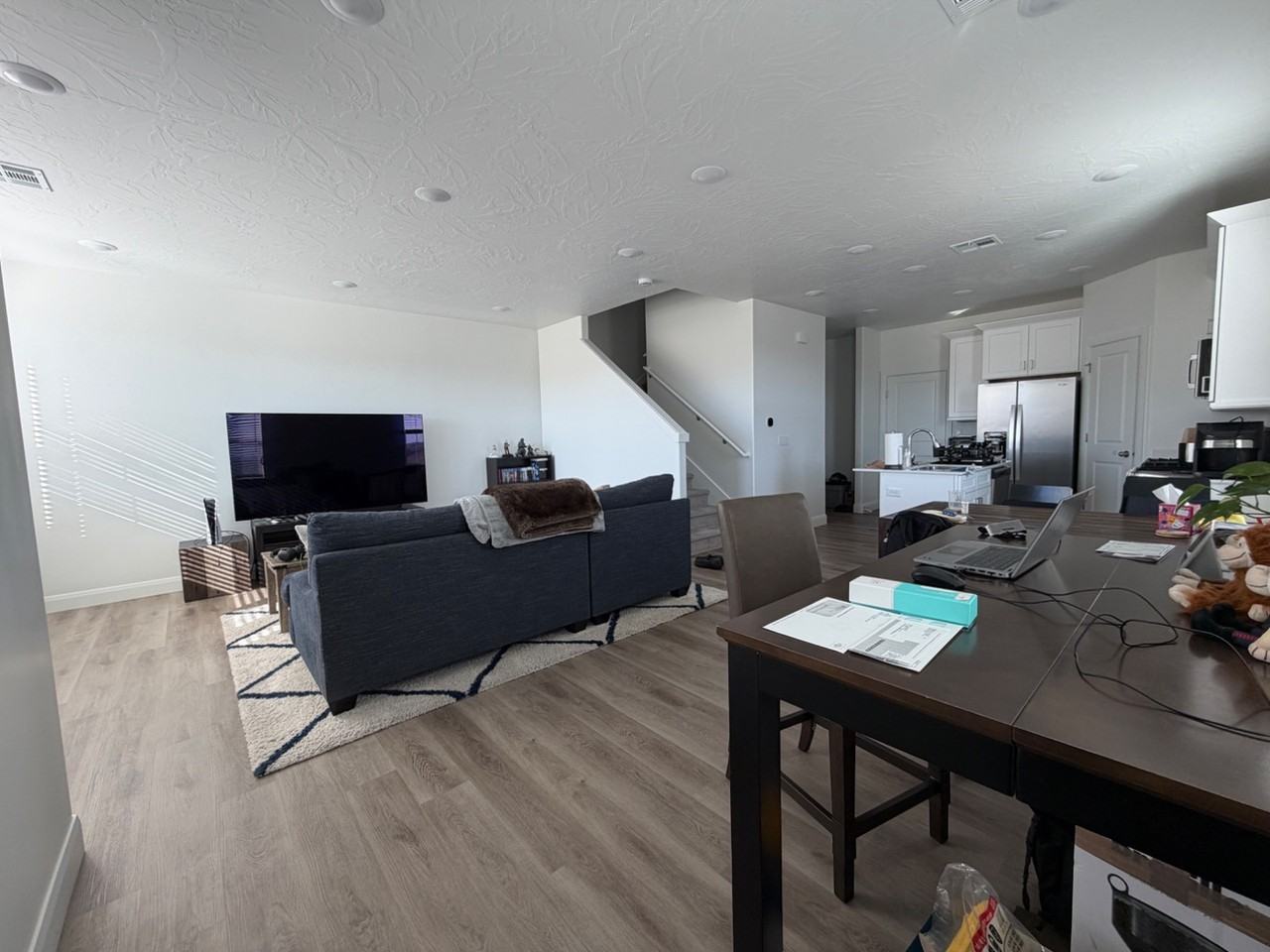 487 W Carnation Ct - Photo 2 of 20