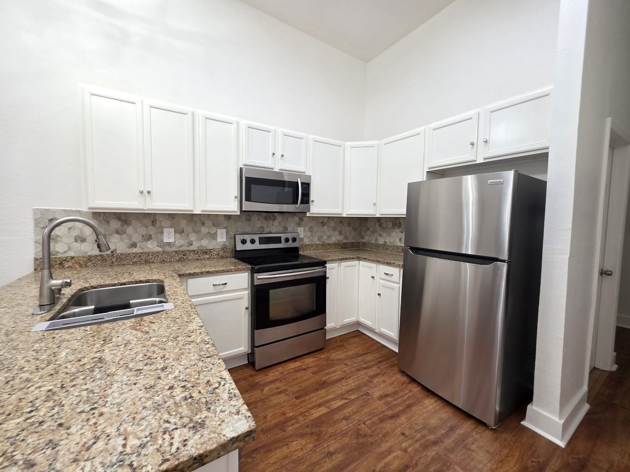 2622 Palmyra St #2622 - Photo 6 of 20