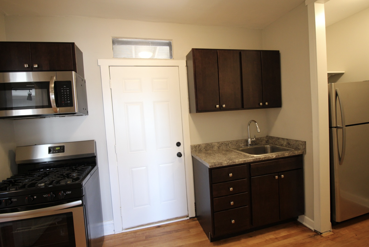 4406 W Belden Ave #3 - Photo 5 of 10