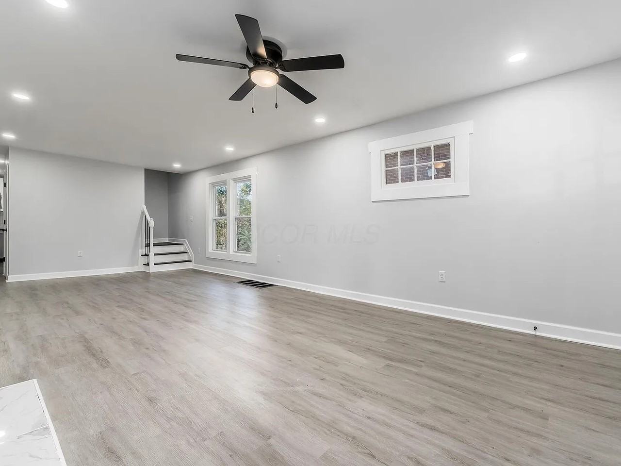 1021 Miller Ave #1021 - Photo 4 of 10