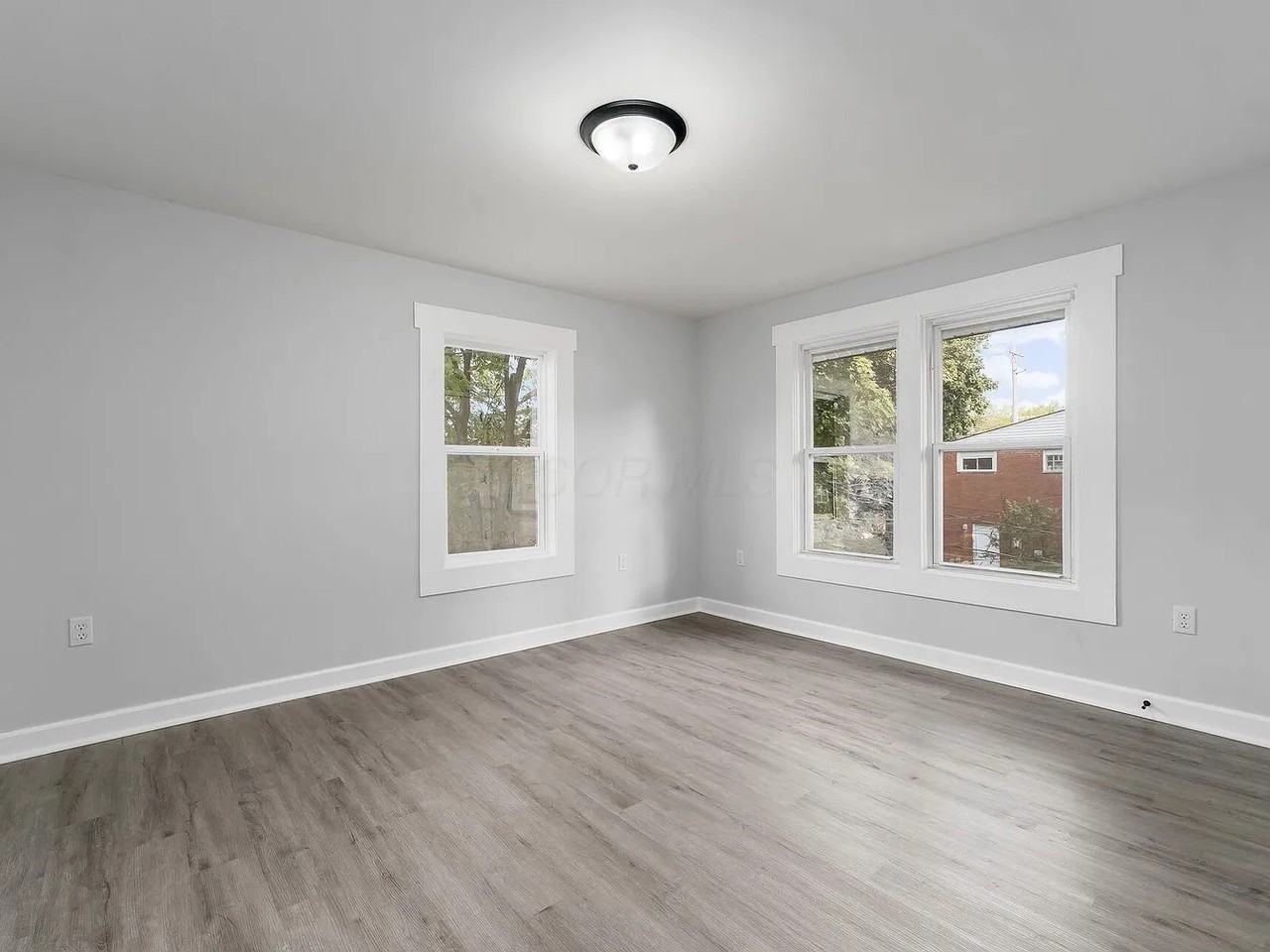 1021 Miller Ave #1021 - Photo 7 of 10