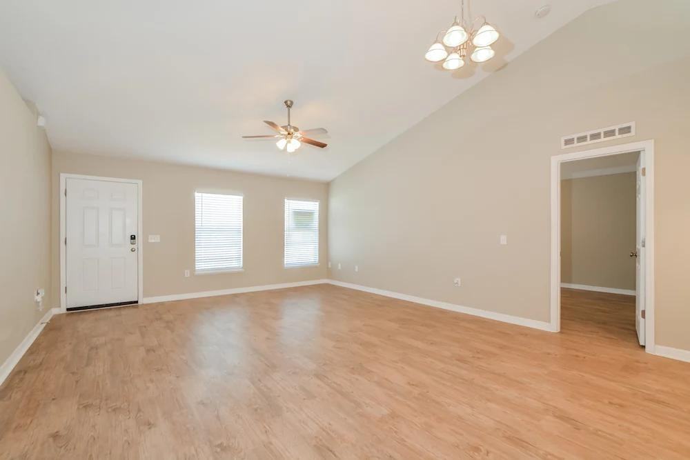 1913 Maury Rd #NA - Photo 3 of 8