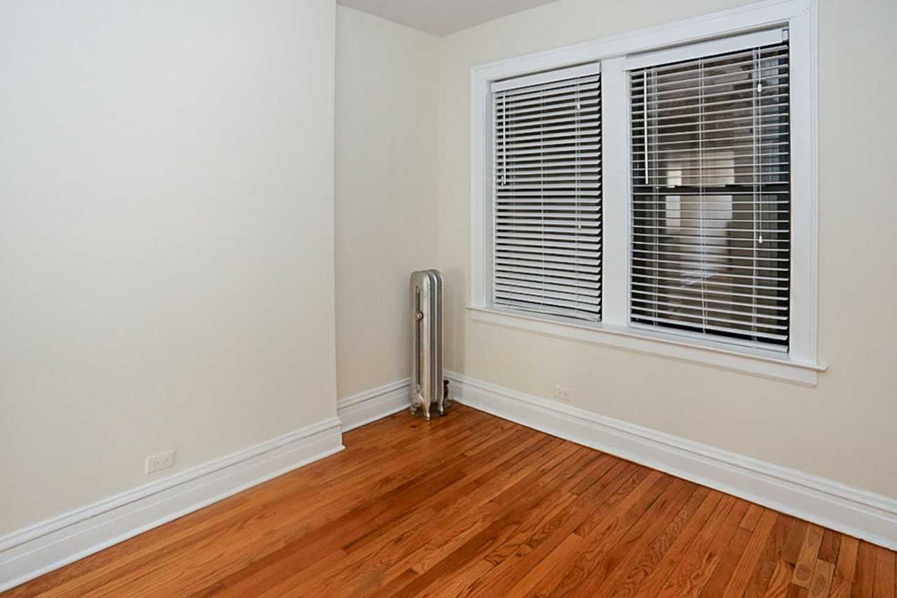 W Giddings St #3 - Photo 2 of 13